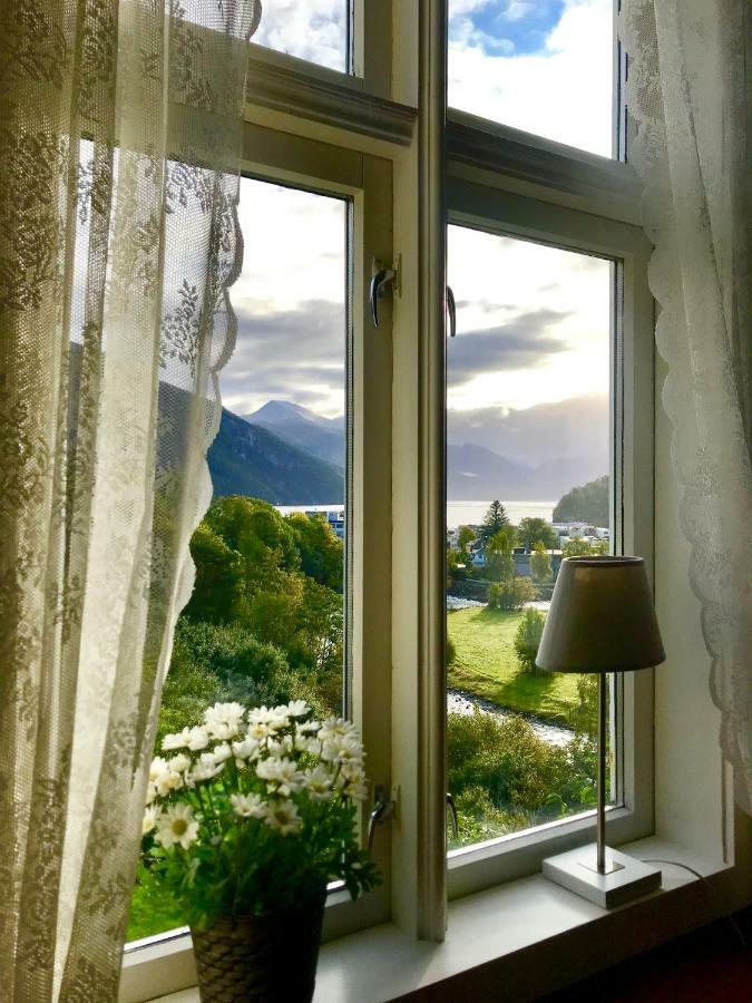 Fjord View Apartment Странда Экстерьер фото